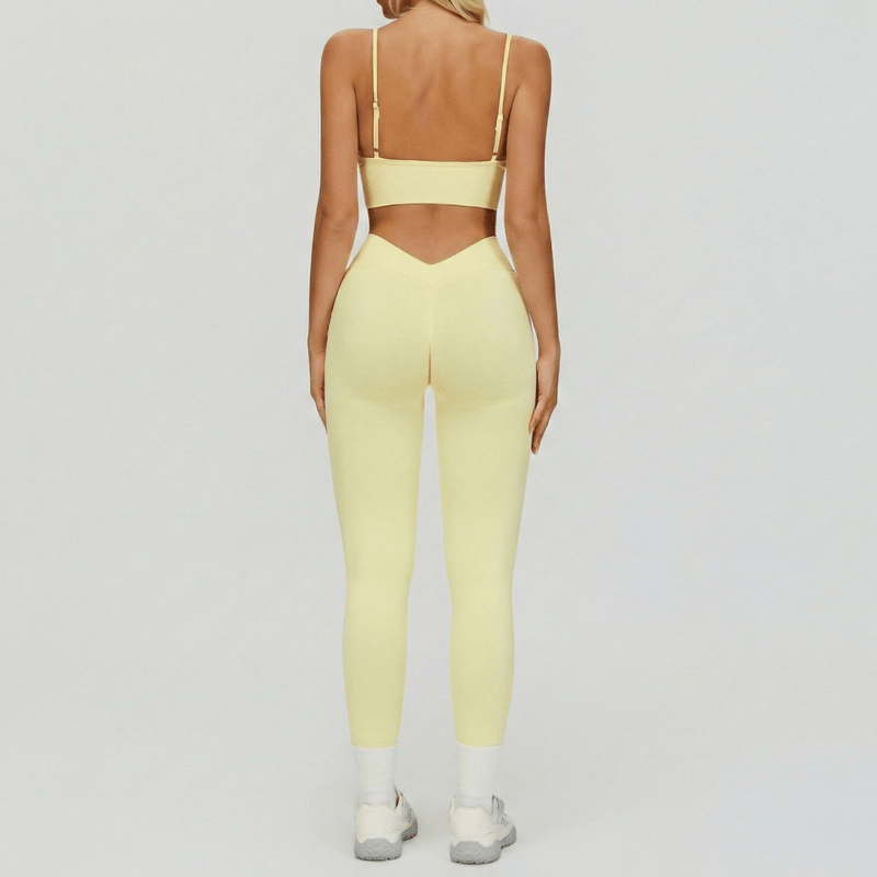 Aisha - Trendy Triangle Yoga & Fitness Set for Peak Performance