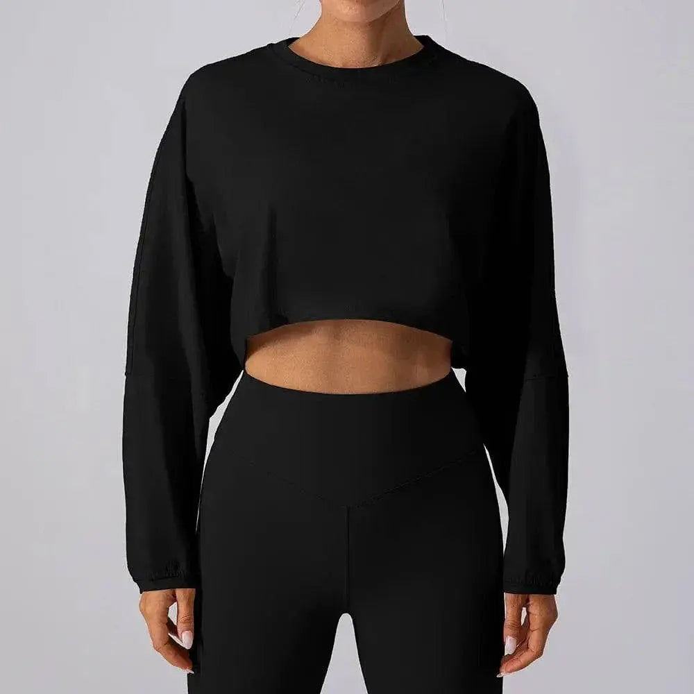 MunaWear  Women's Activewear  Mia – Oversized Long Sleeve Sport Crop Top in Breathable Fabric for Running & Active Wear 